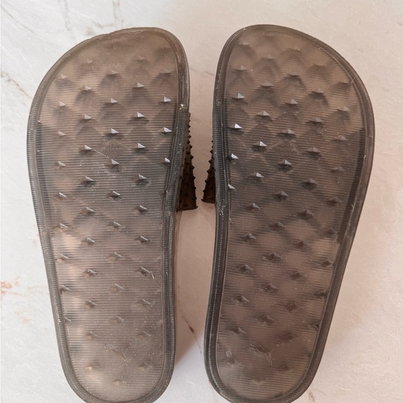 Puma Fenty Jelly Slide - Picture 2 of 3